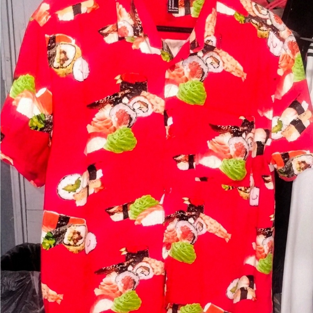 M-Lrg FOREVER 21 SUSHI SHIRT
